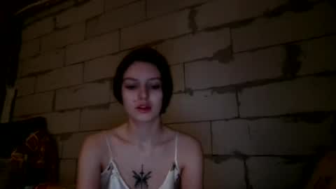 lilycandy_ online show from January 28, 9:40 pm