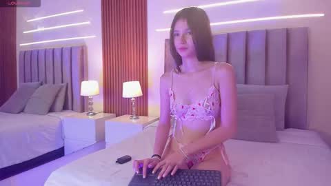 Lili online show from March 6, 12:33 pm