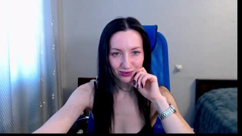 Snapshot of lilymellow chatting on February 23, 8:55 am Lily online show from February 23, 8:55 am