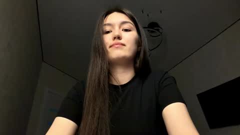 Lily online show from March 30, 3:55 pm