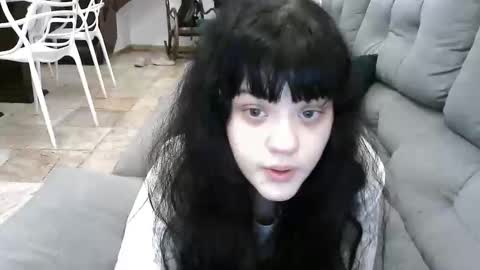 Snapshot of lilyswear chatting on October 2, 4:50 am lilyswear online show from October 2, 4:50 am