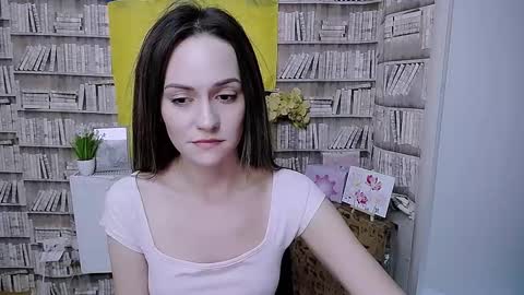 Lina online show from October 4, 9:26 am