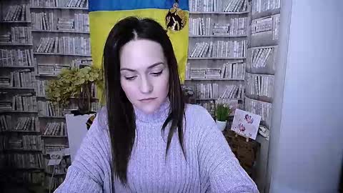 Lina online show from November 1, 9:46 am