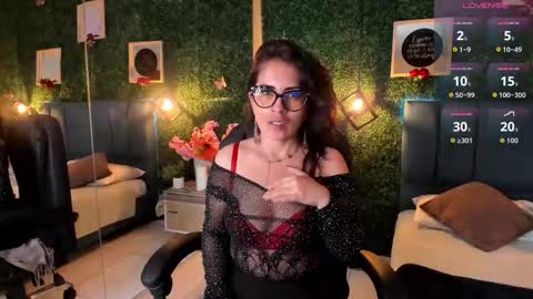 Lina  online show from September 25, 12:04 pm