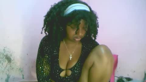 linah1123 online show from October 7, 6:07 am