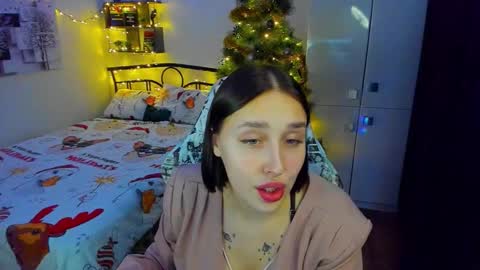 Lina online show from December 19, 12:15 am