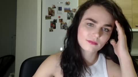 Linda online show from September 17, 6:50 pm