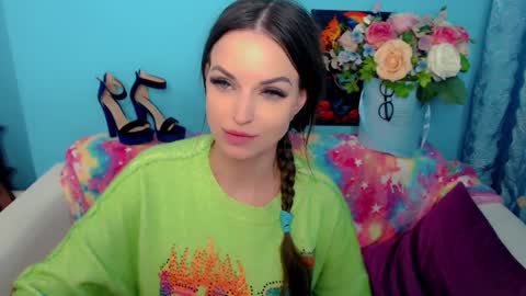 Linda online show from March 3, 3:27 am