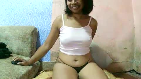 Snapshot of liora_selene chatting on March 11, 7:03 am liora online show from March 11, 7:03 am