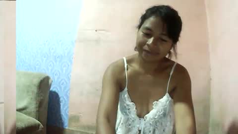 Snapshot of liora_selene chatting on March 8, 6:03 pm liora online show from March 8, 6:03 pm