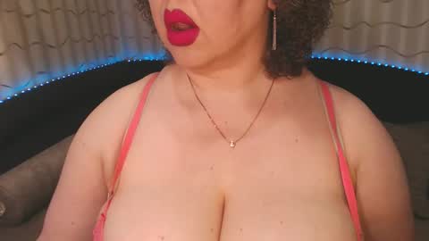 LIpsAddiction online show from February 12, 3:50 pm