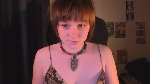 lini online show from October 1, 7:52 pm