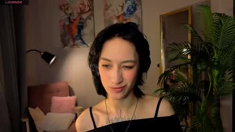 Lis online show from November 29, 2:54 pm