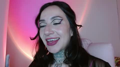 Snapshot of lisa_avila_ chatting on September 25, 4:11 am Lisa online show from September 25, 4:11 am