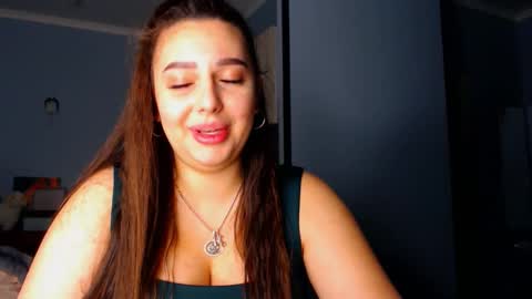 lisa_lady_golden online show from October 5, 7:08 pm