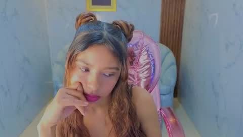 Liz online show from June 12, 8:39 pm