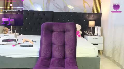 lisa_sweetas online show from January 13, 8:35 pm