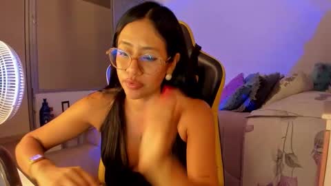 Lisa Thompson online show from November 14, 6:02 am