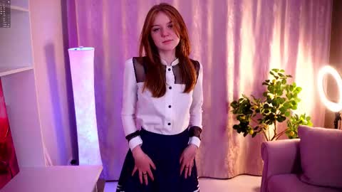 Molly online show from November 5, 5:07 pm