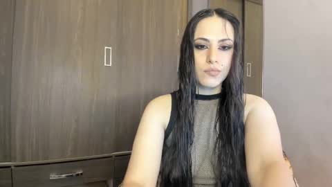 Snapshot of lisainthesky chatting on January 14, 10:02 pm lisainthesky online show from January 14, 10:02 pm