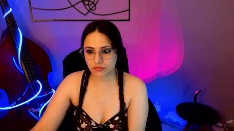 Snapshot of lisainthesky chatting on October 20, 10:24 pm lisainthesky online show from October 20, 10:24 pm