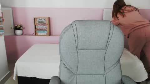 Liseth Fox online show from January 25, 1:25 pm