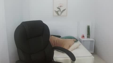 Liseth Fox online show from January 31, 12:18 pm