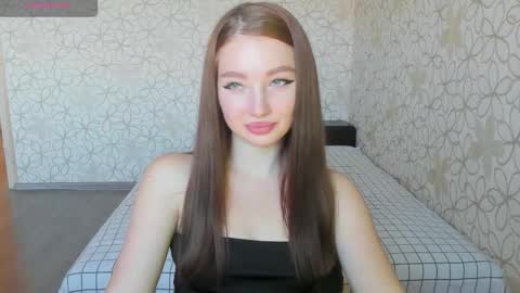 Snapshot of lissa_cristal_ chatting on September 25, 11:20 am lissa_cristal_ online show from September 25, 11:20 am