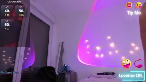 Snapshot of lissaa_joness chatting on February 12, 12:22 pm LISSA online show from February 12, 12:22 pm
