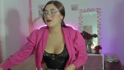 lissabluek online show from May 1, 8:01 pm