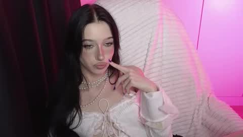 lissaelison online show from November 12, 3:54 pm