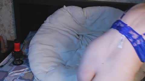 Lissa Ross online show from April 14, 4:29 pm