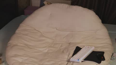 Lissa Ross online show from October 19, 9:06 pm