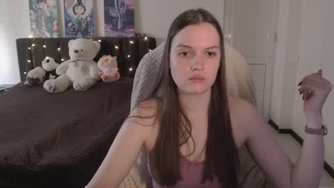 little__flowers online show from October 31, 8:51 am