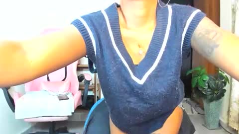 little_africa online show from January 18, 7:37 am