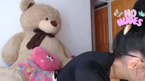 TU ANGELITO online show from March 1, 1:05 am