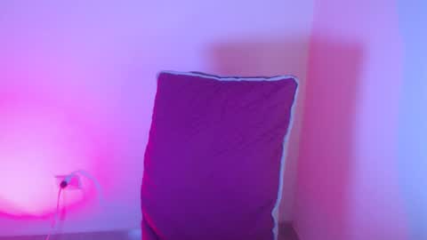 Aliciaparaisss online show from September 25, 4:55 am