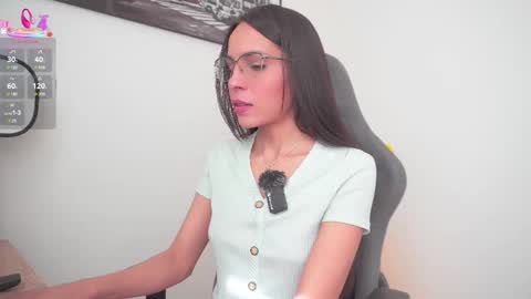 Help me reach 100 likes online show from September 10, 7:36 pm