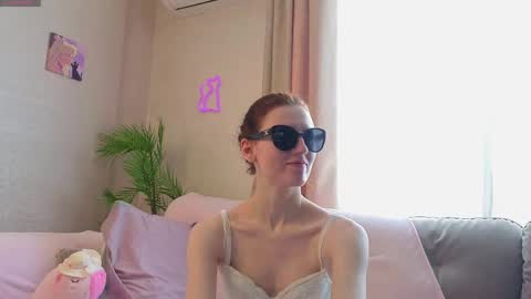 Rosy online show from June 2, 5:30 am