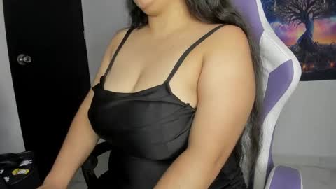 Snapshot of little_shaara chatting on February 16, 8:44 pm Shaara online show from February 16, 8:44 pm