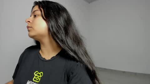 Snapshot of little_shaara chatting on March 12, 7:57 am Shaara online show from March 12, 7:57 am