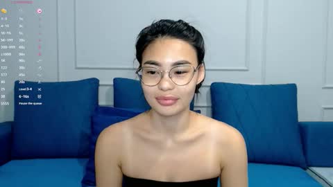 Kwan online show from October 12, 4:53 pm