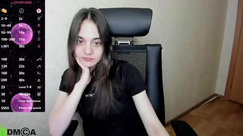 littleashleyy online show from March 20, 8:36 pm