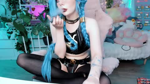 Riza Riri Puff  online show from February 1, 5:05 pm