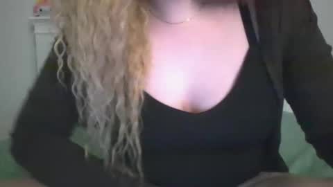 babygirll online show from April 12, 6:38 am