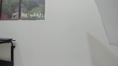 im olivia IG littleolivia01 online show from February 6, 12:48 pm