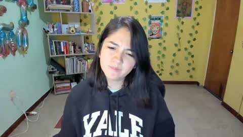 Mia  online show from March 1, 1:53 am