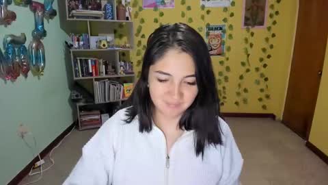 Mia  online show from March 2, 4:50 am