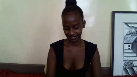Snapshot of littlesandie chatting on January 4, 5:48 am littlesandie online show from January 4, 5:48 am