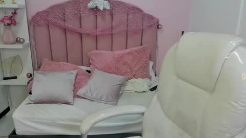  sofii  online show from February 27, 9:47 pm